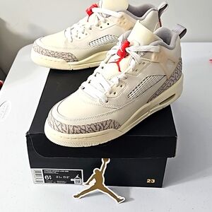 Nike Jordan Spizike low (GS) Sail University Red. 6.5Y, Women's Size 8, EUR 39